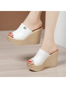 Summer slipsole thick crust large yard slippers for women