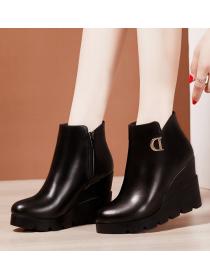 Winter matching ankle boots round boots for women