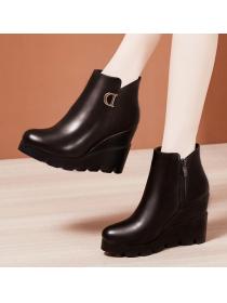 Winter matching ankle boots round boots for women