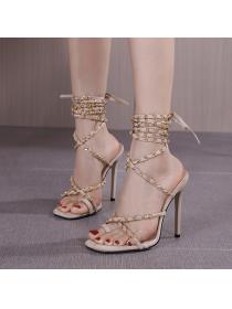 Outlet Vintage Fashion Long straps High heels Sandal