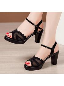 Fashion Mesh Hollow out Casual Sandal 