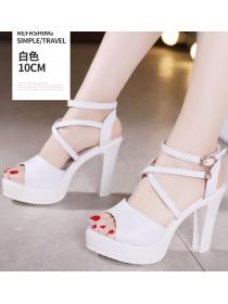 Fashion Criss Cross Matching High heels Sandal 