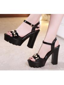 New style Pearl decorations Fashion Sandal