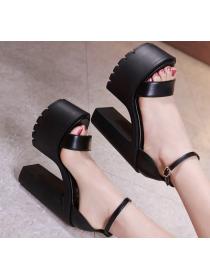Stylish Thick Platform High heels Sandal