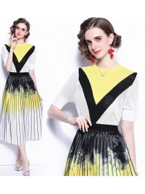 On Sale Fashin Printing Top+Drpae Sweet Skirt 