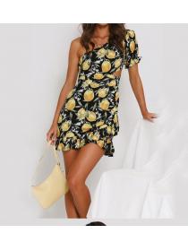 Outlet Hot Style Quality Pleated Single Shoulder Fashion Design Lemon Printed Dress