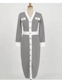 Korean Style V  Neck Grid Printing Slim Dress 