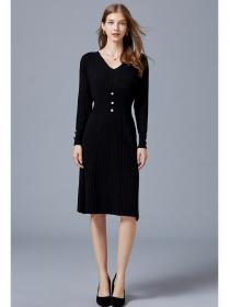 Outlet Bottoming pinched waist long sleeve V-neck dress for women