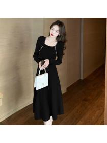 Outlet Long knitted autumn and winter temperament dress for women