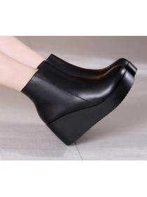 Outlet Fashionable  Thick Flatform Soft Boots