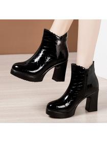 Outlet Sexy Round-toe Thick Flatform High heels crocodile pattern Boots