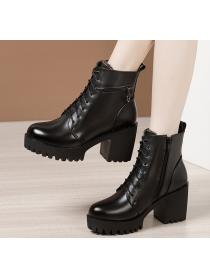 Outlet Winter fashion Thick Flatform High heels Boots