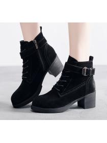 Outlet New autumn&winter  student short tube Korean fashion thick heel ankle boots