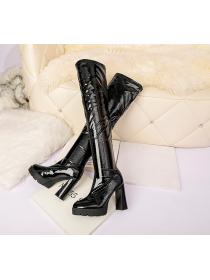 Outlet autumn and winter Sexy thick heel night club thick soles  women's boots