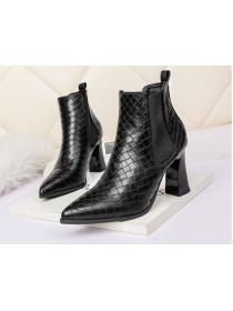 Outlet Sexy pointy Martin boots nightclub  ankle boots plaid boots  party thick heel boots for women