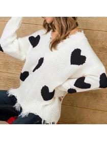 Outlet Winter New loose pullover Heart pattern V-neck sweater