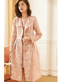 Outlet Autumn new luxury vintage style jacquard carved dress windbreaker coat