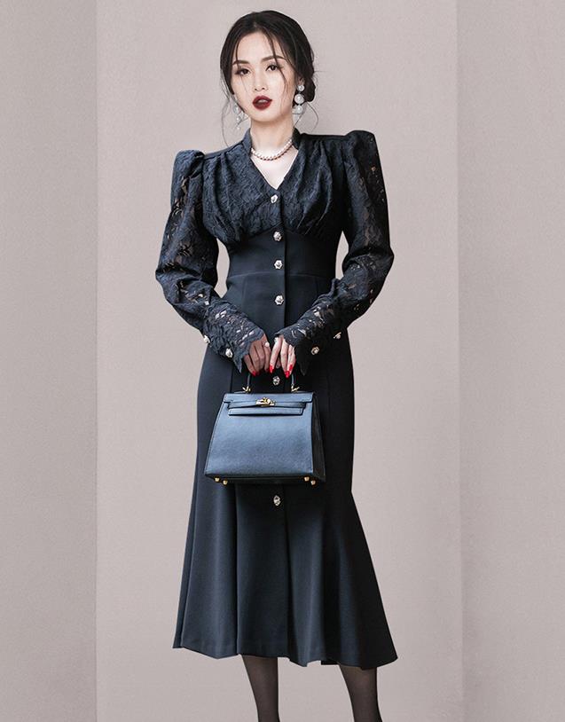Korean Style V  Collars  Lace Matching Slim Dress