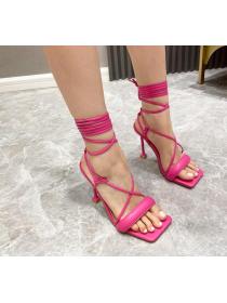 Outlet New fashion high-heeled women's sandals