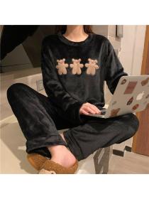 Outlet Winter new warm bear embroidery coral velvet home dress pajamas set