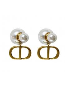 Outlet Korean fashion Vintage style pearl earrings