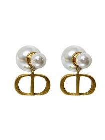 Outlet Korean fashion Vintage style pearl earrings