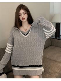 Outlet Stripe Color Matching Sweater 