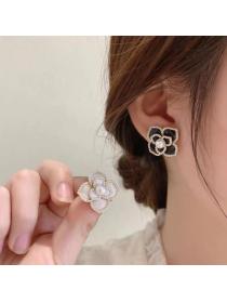 Korean style elegant French pearl flower earrings s925 silver needle luxury Vintage earrings for ...