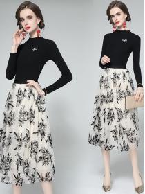 On Sale Pure Color Slim Top+Embroidery  Tall Waist Skirt 