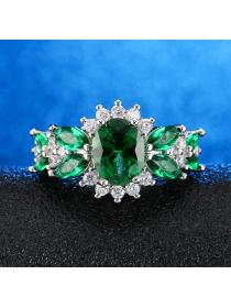 Outlet Hot-selling jewelry emerald zircon ladies ring creative jewelry accessories gifts