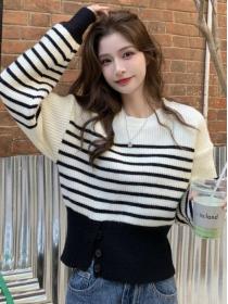 Korean Style Color Matching Stripe Kniiting Top