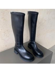 Outlet Matching soft leather boots for  women