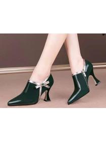Outlet Ladies new pointed high-heeled leather shoes