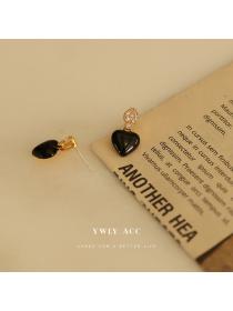 Korean fashion Vintage style earrings Jewely Simple Elegant Women’s brass Ladies Accessories