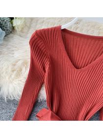 Outlet V-neck mid-length knitted long-sleeved slit long dress