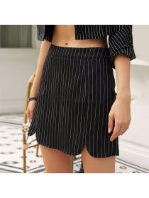 Outlet hot selling split A-line casual striped black skirt Slim short skirt for women