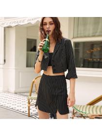 Outlet hot selling split A-line casual striped black skirt Slim short skirt for women