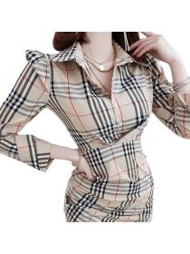 Korean Temperament Self-cultivation Plaid Bottoming   Pleated Hip Dress 