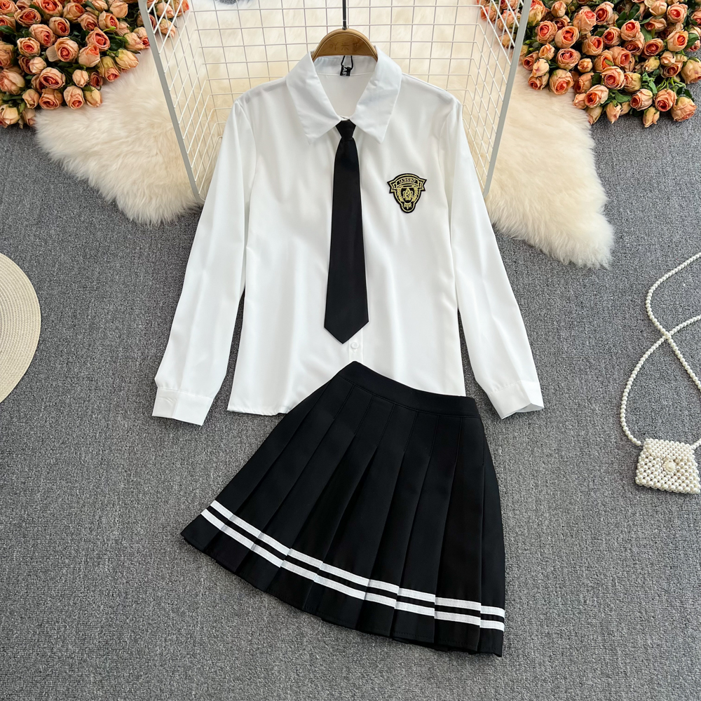 Outlet European Style Pleated skirt white uniform 2pcs set
