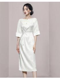 Dark pattern jacquard waist white slim dress