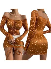 Outlet hot style women's fashion Dot print Pleated dress summer sexy strapless Bodycon dress