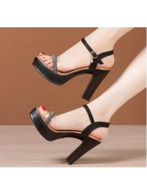 Outlet Summer platform open toe fashion matching sandals with diamonds
