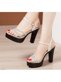 Outlet Summer new thick-soled rhinestone fashion all-match open-toe sandals