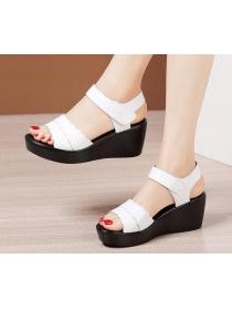 Outlet muffin platform matching medium-heeled plus size velcro mother sandals