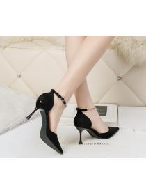 Outlet Korean  fashion pointed toe high heels suede  rhinestone sandals