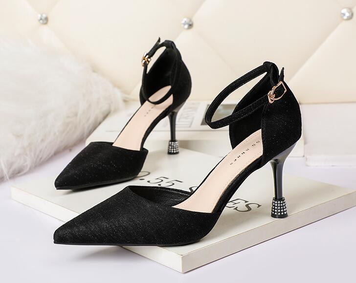 Outlet Korean fashion pointed toe shallow mouth high heels nightclub sandals