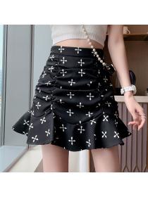 Summer new fashion pleated skirt black and white ruffled short skirt
