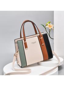 Large capacity shoulder handbag for women