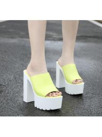 Simple style Chunky heel waterproof platform sippers