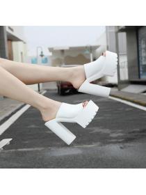 Simple style Chunky heel waterproof platform sippers
